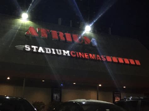 staten island dine in movie theater|680 arthur kill rd.